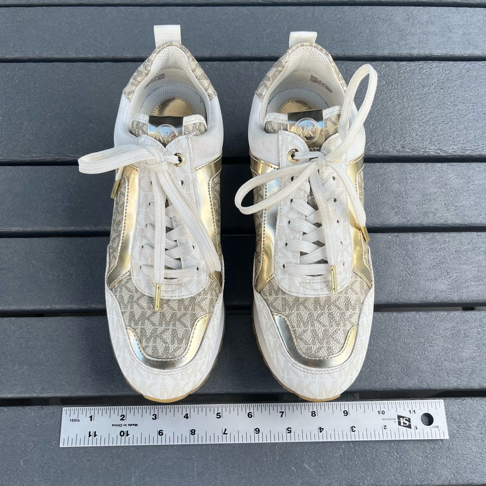Michael Kors; Wilma Color-Block Logo Trainers; Little/No wear; Woman’s 9/9.5 - Picture 4 of 13